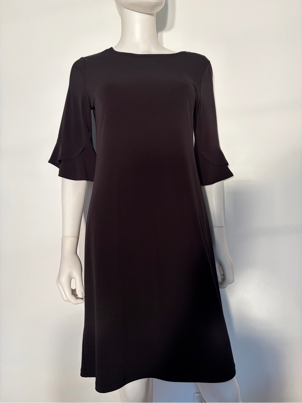 #732 CLARA SUNWOO Black Midi A-Line Dress with Ruffle Elbow Sleeves